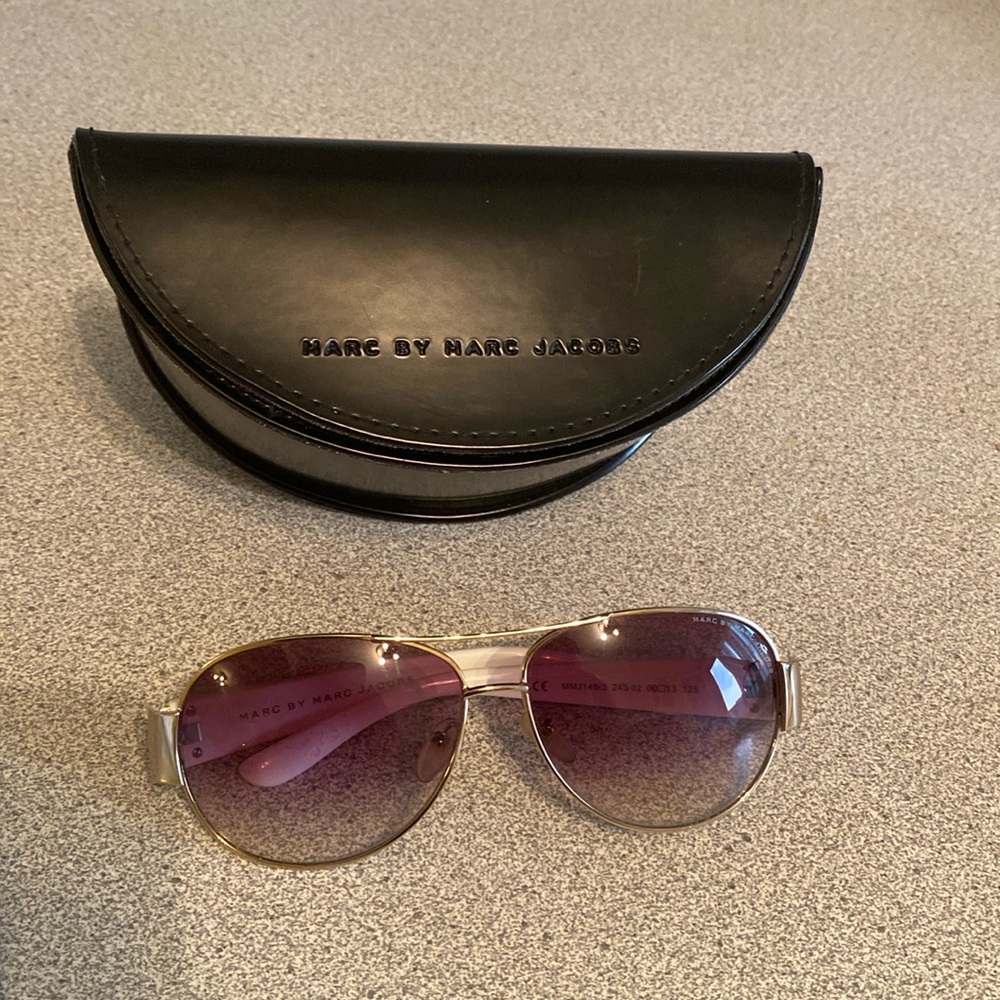 Marc by Marc Jacob Sun Glasses  & Case